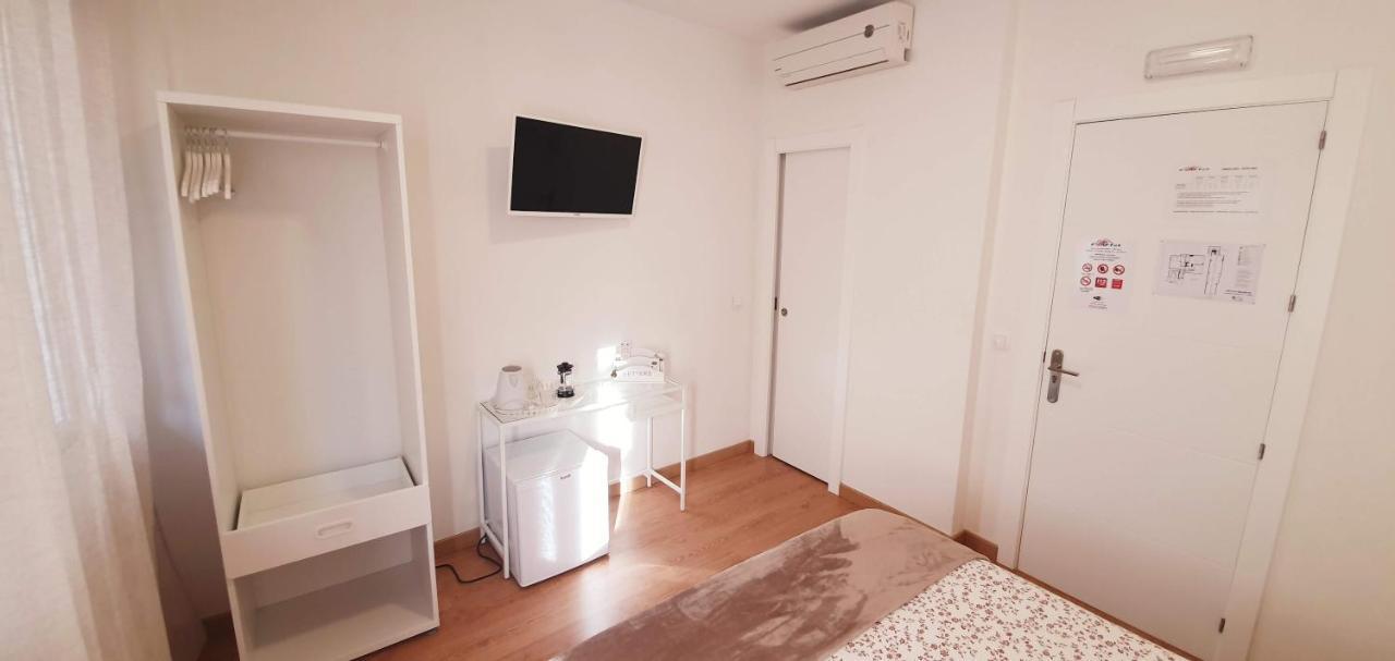 Fan Rooms Galvez Málaga Eksteriør bilde