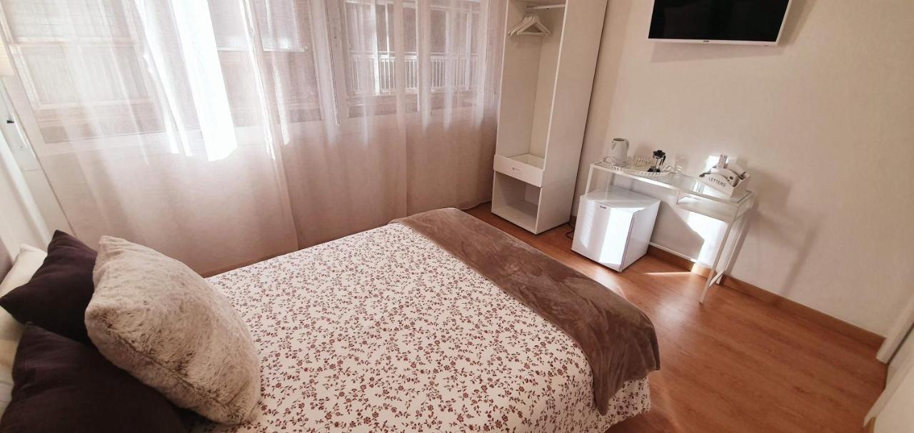 Fan Rooms Galvez Málaga Eksteriør bilde