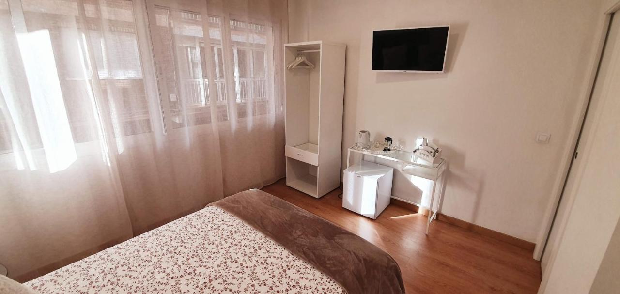 Fan Rooms Galvez Málaga Eksteriør bilde