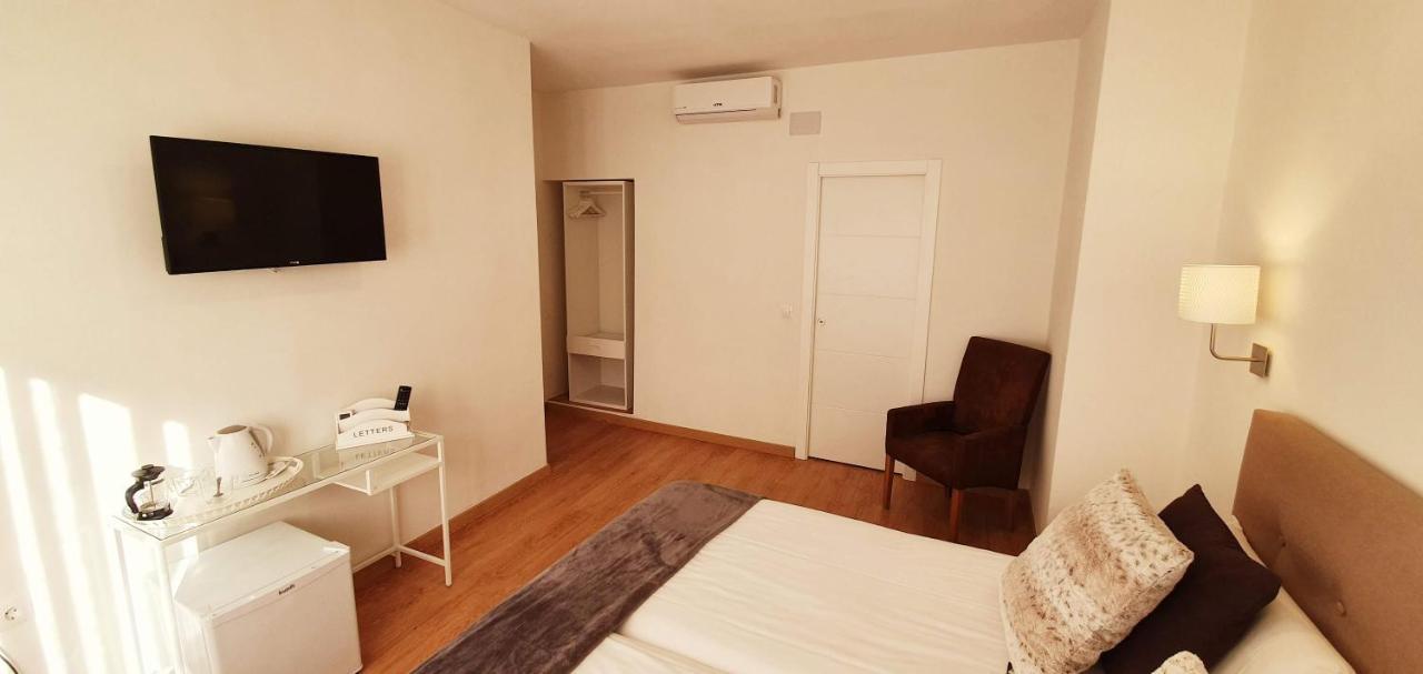 Fan Rooms Galvez Málaga Eksteriør bilde