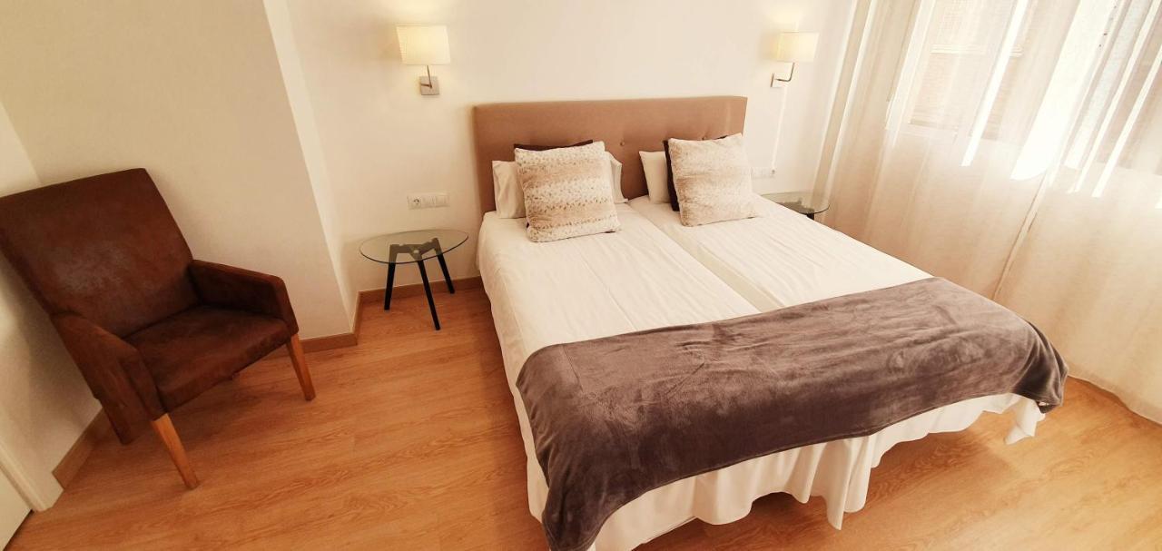 Fan Rooms Galvez Málaga Eksteriør bilde